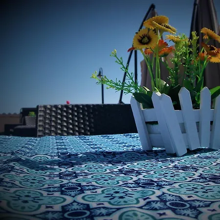 La Terrazza Del Borgo Alojamento de Acomodação e Pequeno-almoço 3*